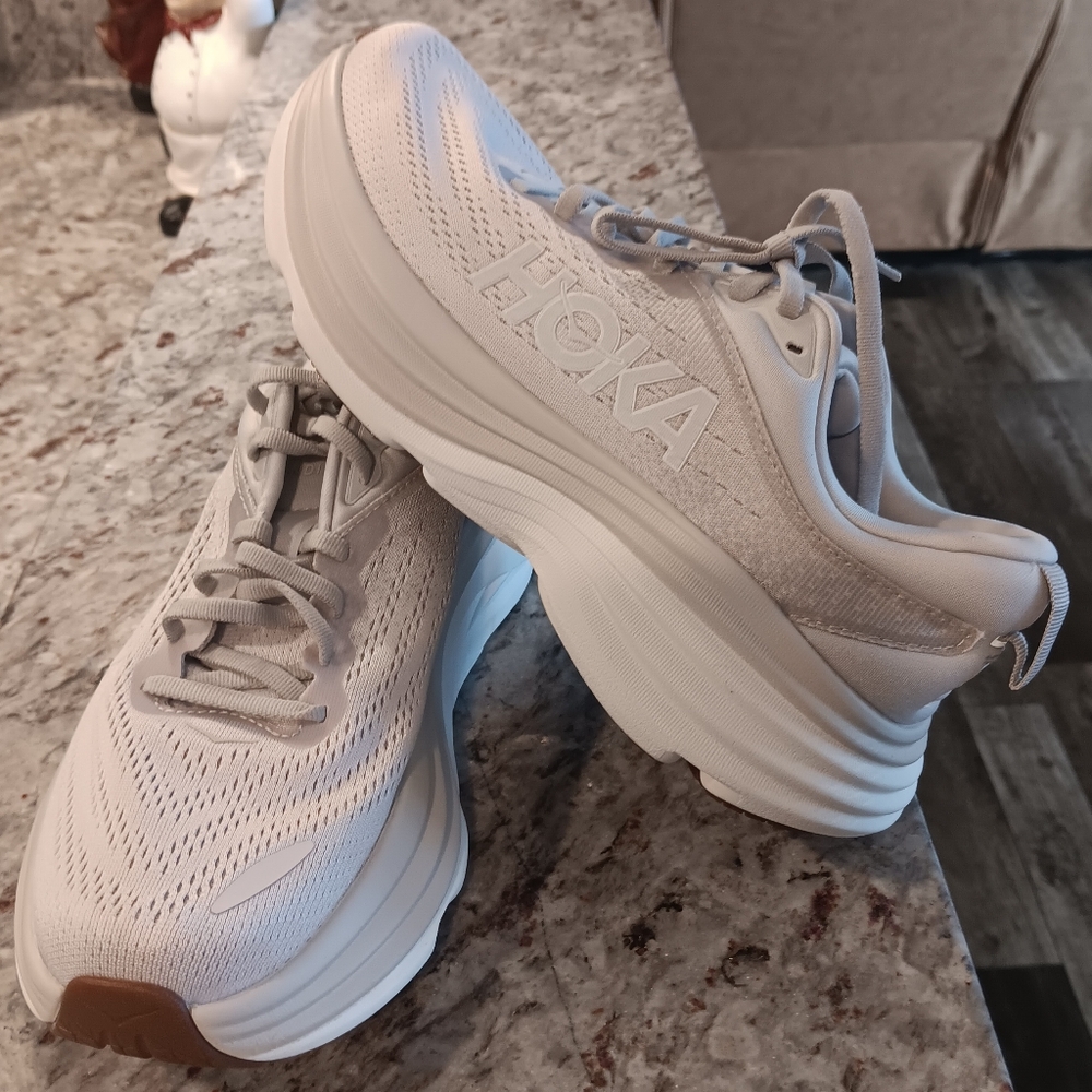 BARELY USED HOKA BONDI 8